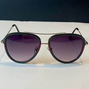 GUCCI AVIATOR METAL SUNGLASSES